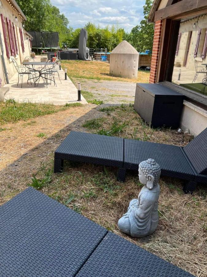 Une Pause S'Impose ;) Méry-sur-Cher المظهر الخارجي الصورة